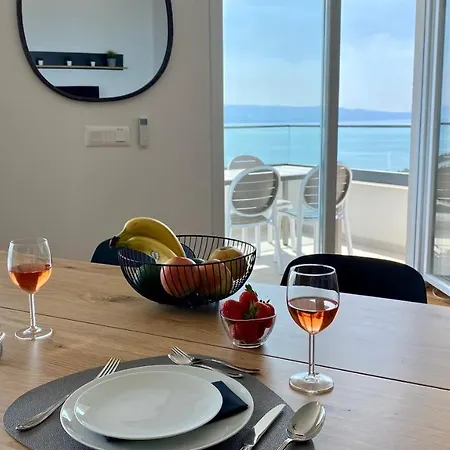 Апартаменти Makazura Sunset