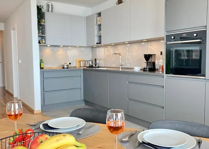 Makazura Sunset 马卡尔斯卡