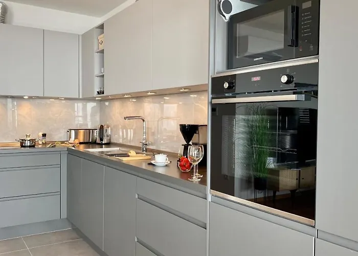 Makazura Sunset * מאקרסקה