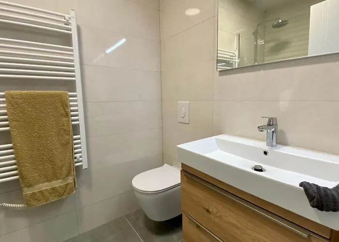 Makazura Sunset דירה